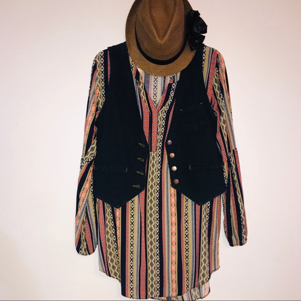 Bundle UMGEE USA size Large Top B Bop Vest & hat